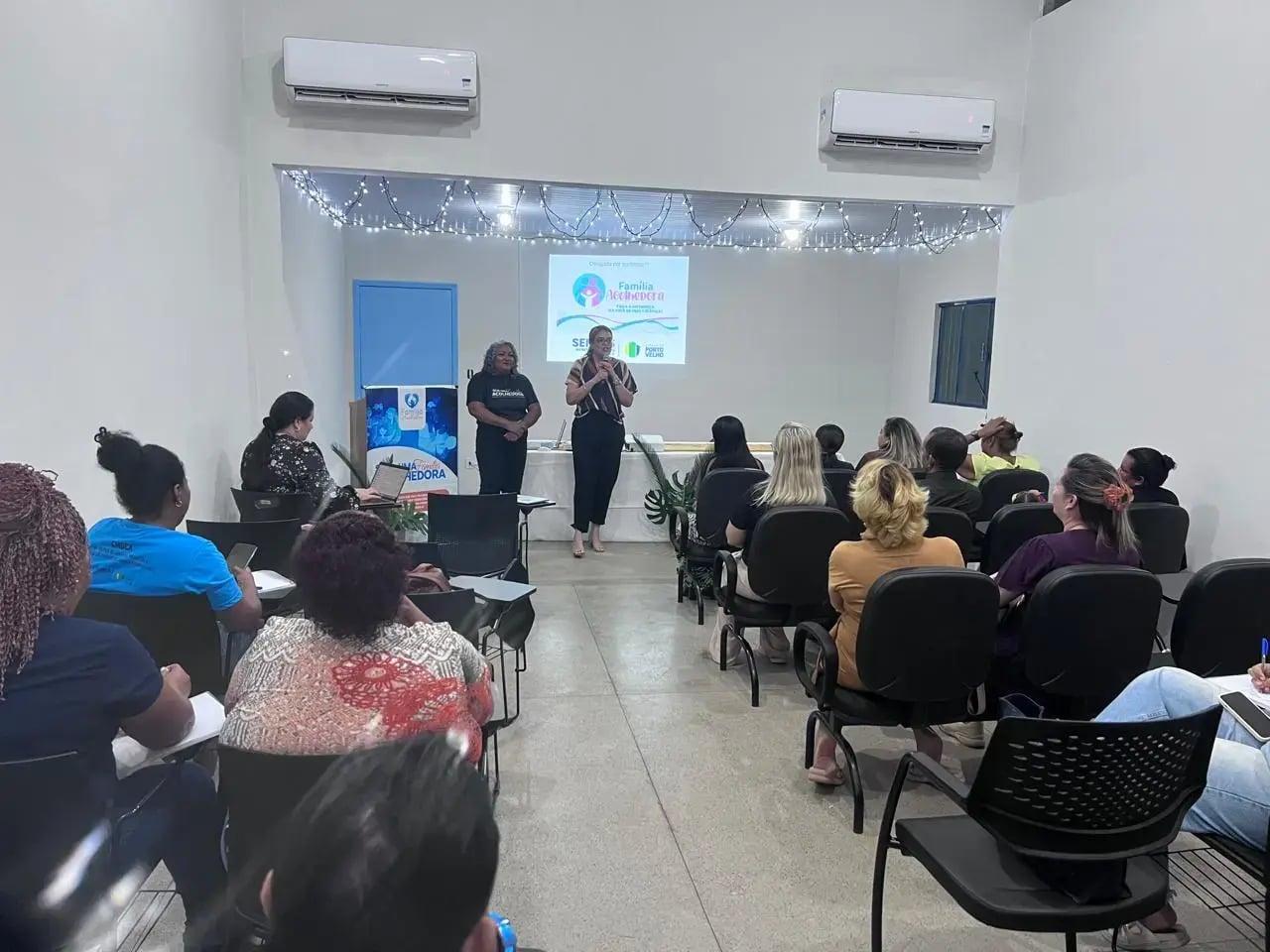 Capacitação sobre Serviço Família Acolhedora ocorre em Porto Velho