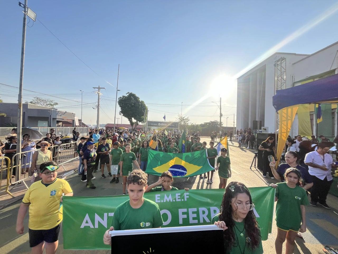 Celebrações da Semana da Pátria têm início em Porto Velho com participação estudantil