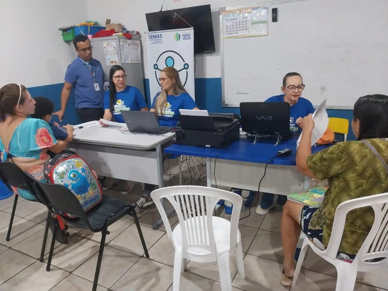 Cidadania em Movimento oferece serviços públicos e realiza 150 atendimentos na Zona Sul de Porto Velho