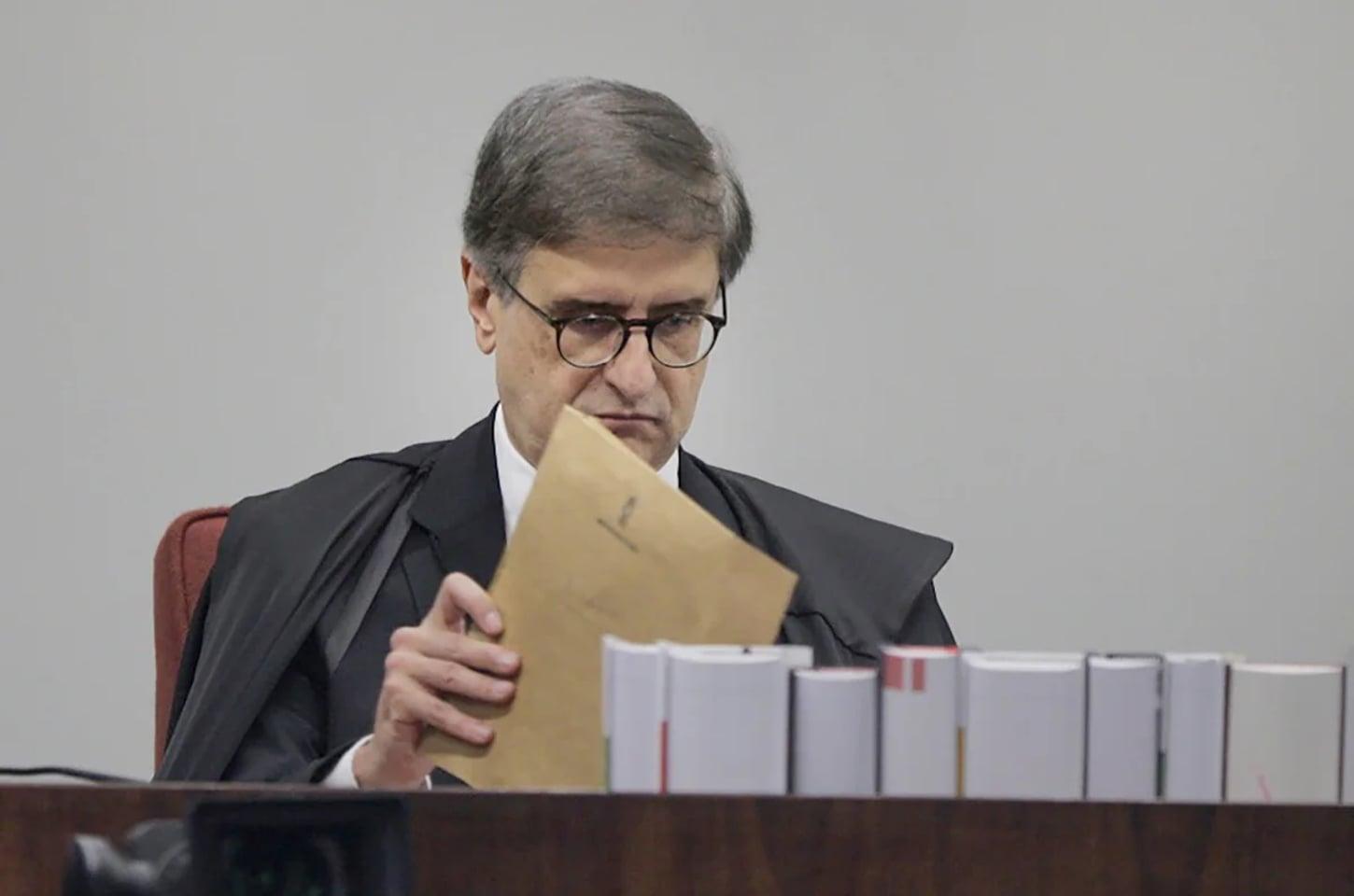 Dois votos do Conselho do MPF se opõem à investigação de Gonet no Caso Master