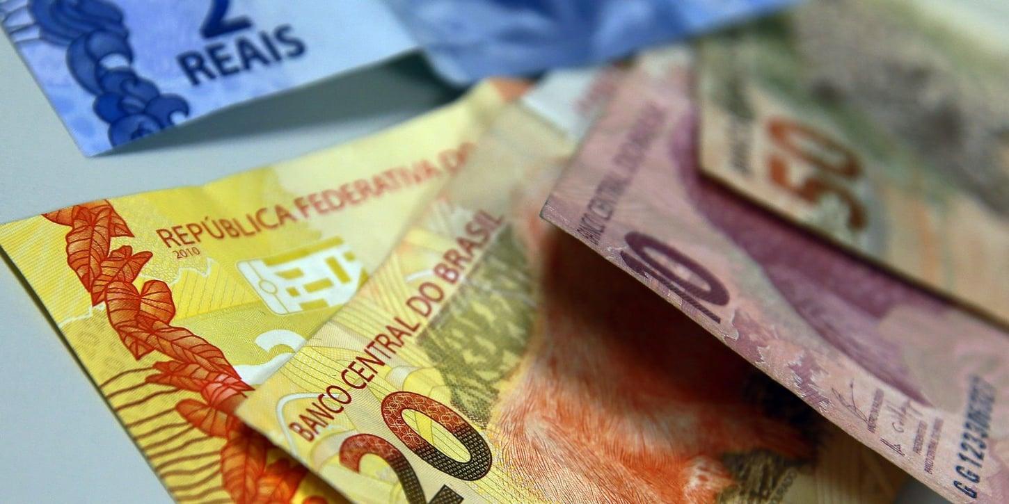 Em agosto, taxa de juros para famílias sobe e inadimplência atinge 6%