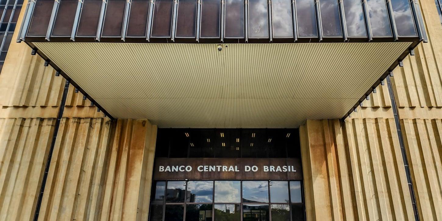 Expectativa de queda da Selic marca início da reunião do Copom
