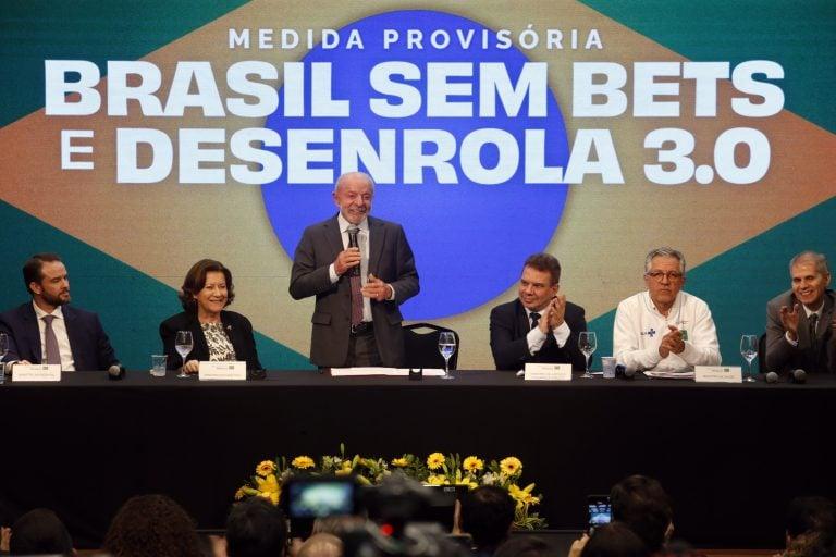 Governo propõe lei que criminaliza a exploração e a propaganda de apostas
