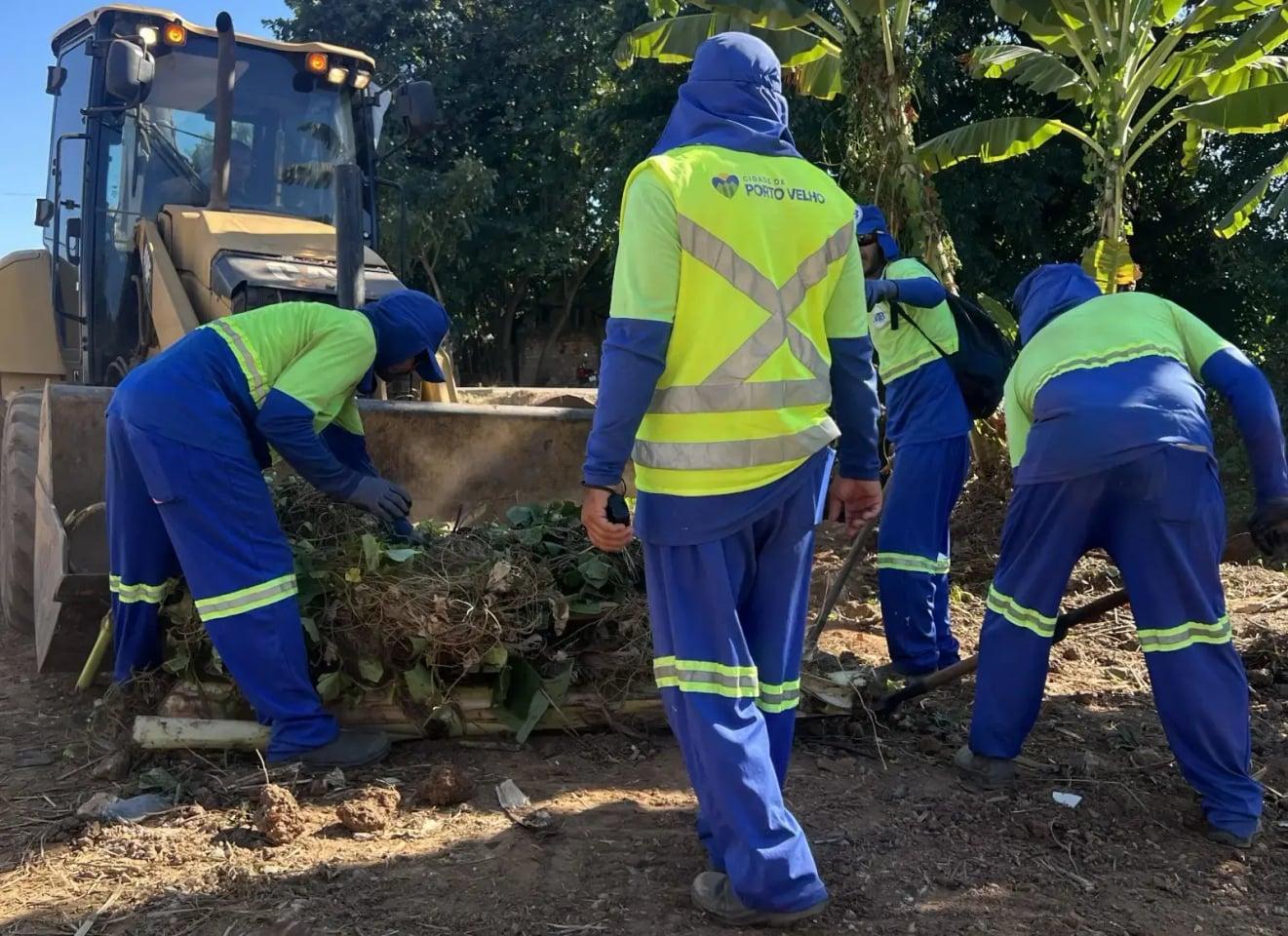 Mutirões de limpeza em Porto Velho envolvem oito equipes simultaneamente