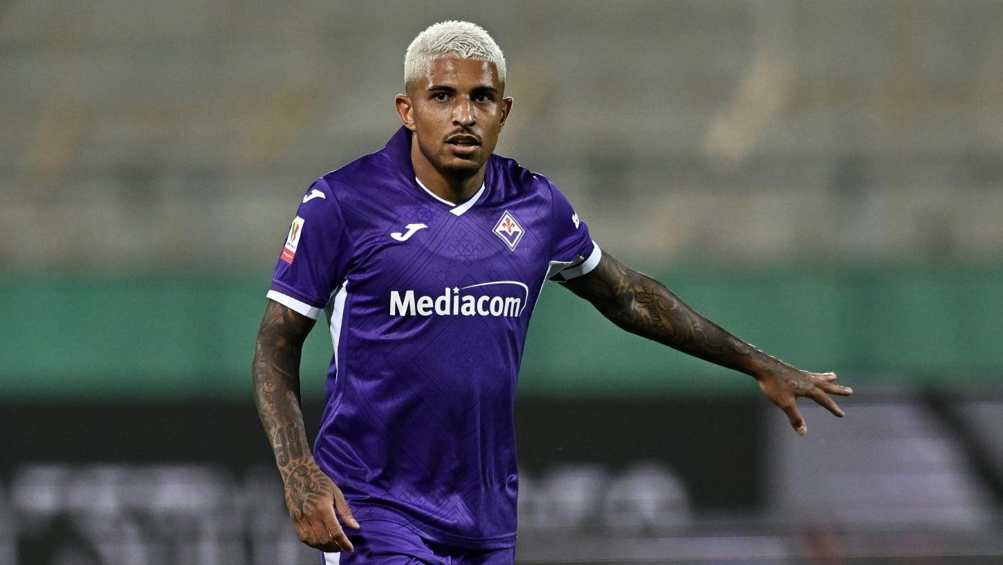 Napoli reduz opções de reforços para janeiro, incluindo Dodô, reserva de Filipe Luís