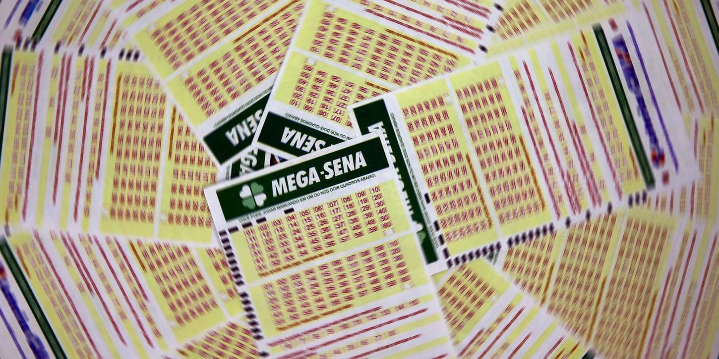 Prêmio da Mega-Sena chega a R$ 102 milhões após sorteio sem ganhadores
