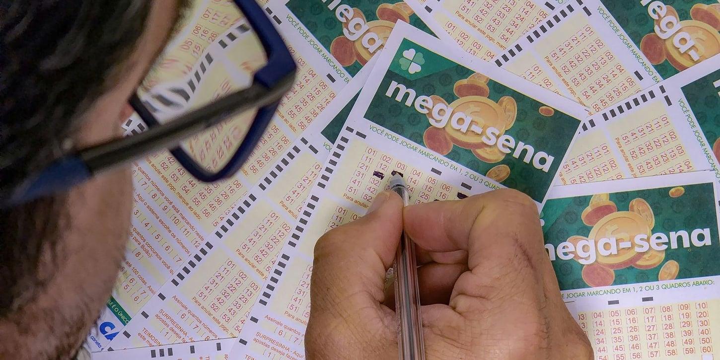Prêmio de R$ 32 milhões é sorteado na Mega-Sena nesta terça-feira