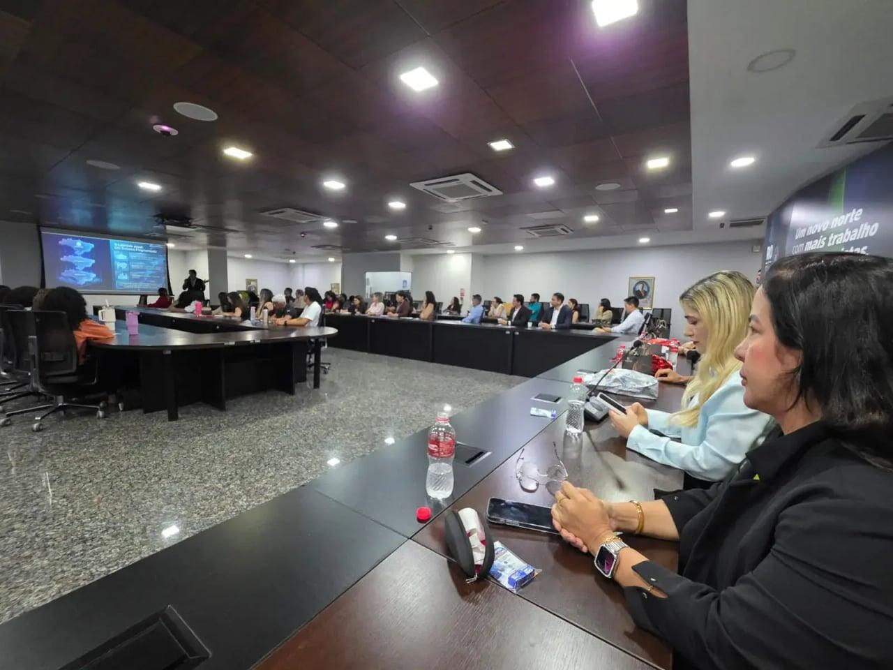 Treinamento esclarece servidores sobre a correta retenção do ISSQN