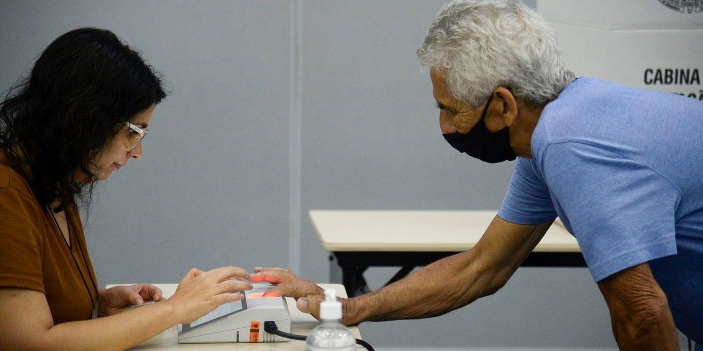 Votação Dispensa Prova de Vida para Aposentados e Pensionistas