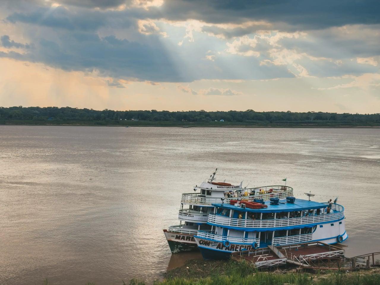 Celebração dos 112 anos de Porto Velho começa com passeio de barco