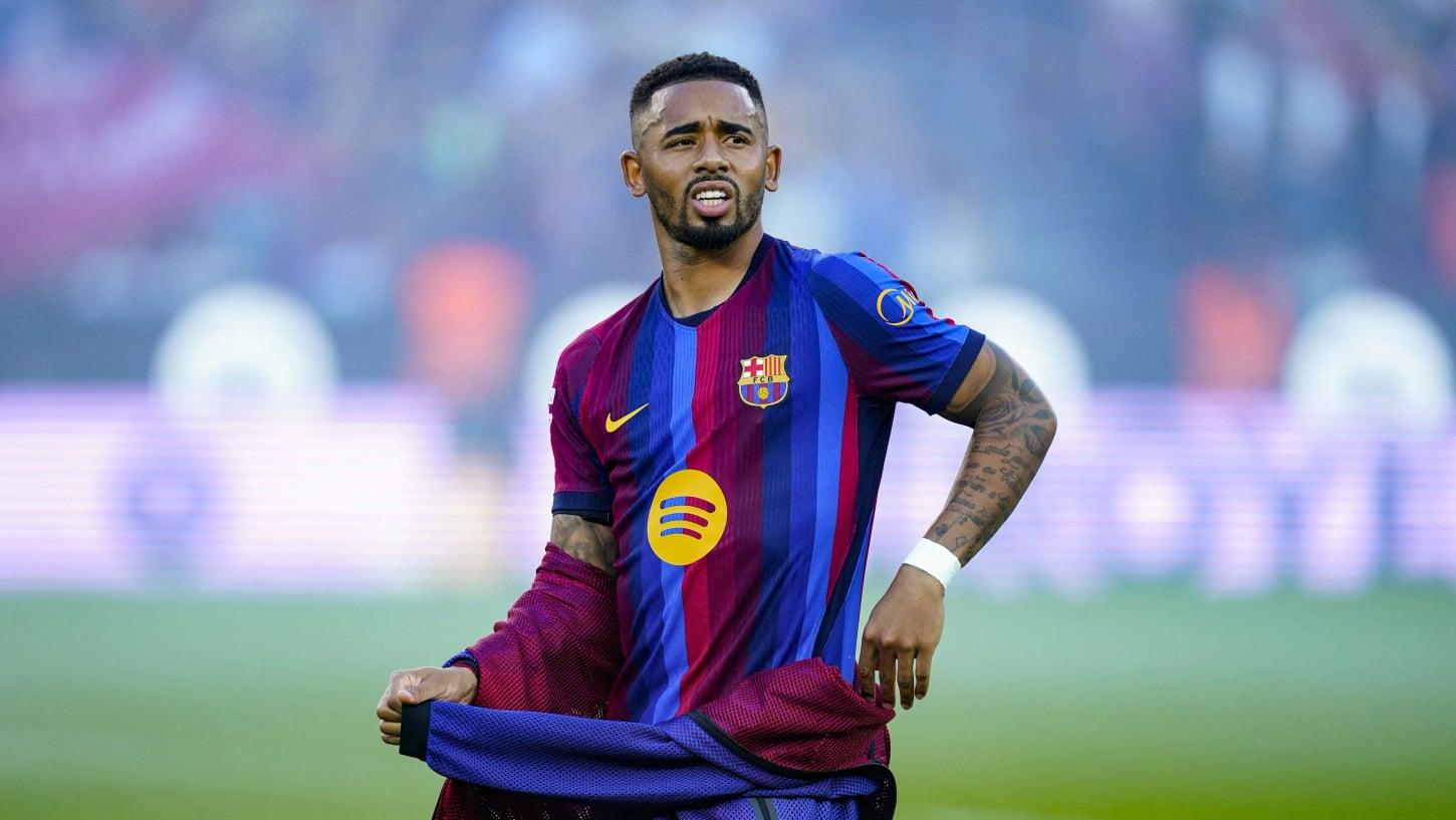 Gabriel Jesus brilha ao substituir Raphinha no Barcelona em jogo contra Getafe