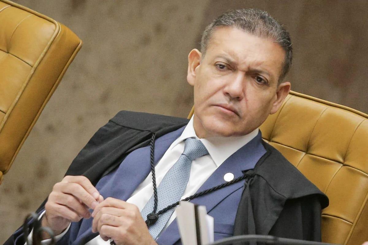 Nunes Marques vai analisar pedido de Bolsonaro para anular condenação por trama golpista