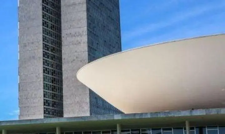 Câmara dos Deputados registra 38,7% de novos integrantes