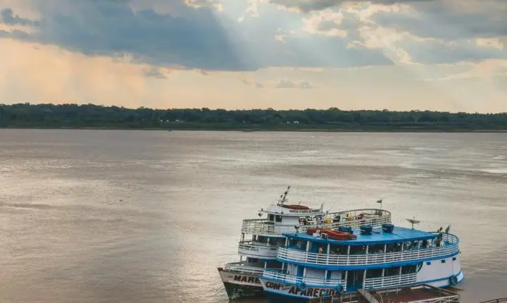 Celebração dos 112 anos de Porto Velho começa com passeio de barco