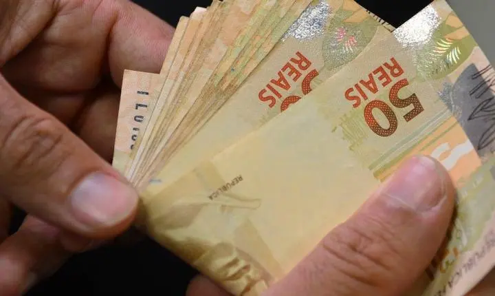 Crescimento de superendividados no Brasil é de 75% em cinco anos, revela Banco Central