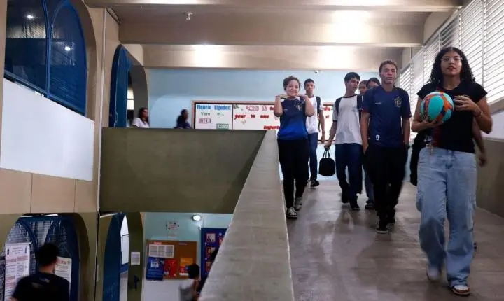 Início dos pagamentos da sexta parcela do Pé-de-Meia ocorre nesta segunda-feira