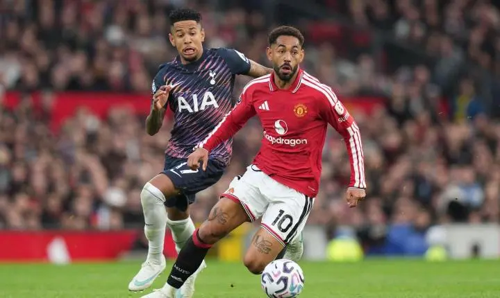 Tottenham é frustrado pelo United, apesar da boa atuação de Sávio e assistência de Cunha