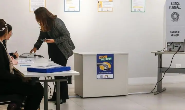 Votação inicia com filas reduzidas na zona sul paulistana