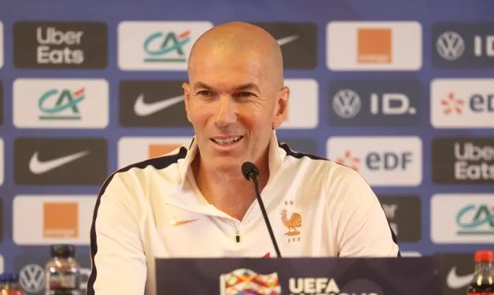 Zidane revela desejo de jogar ao lado de destaque do Manchester City
